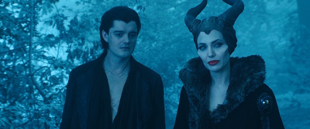 آنجلینا جولی و سم رایلی در فیلم «مالیفیسنت»(Maleficent)